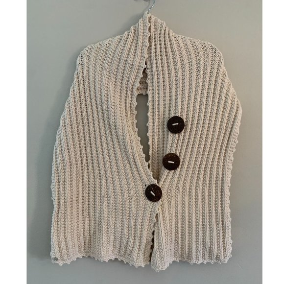 Pure Handknit Ribbed Large Button Wrap - Picture 1 of 11